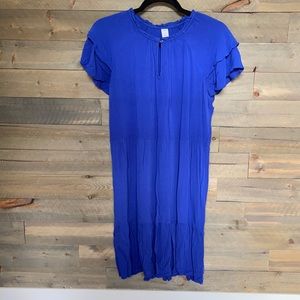 Old Navy keyhole front ruffle sleeve dress